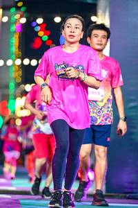 BIB: 8464
                            <button type="button" onclick="openModal(24687912)" class="btn btn-primary btn-sm float-right btn-popup" data-toggle="modal" data-target=".modal-high-quality">
                        <i class="fas fa-shopping-cart"></i> Add to Cart
                    </button>
                                            <button type="button" onclick="isThisMe(24687912, true)" class="btn btn-success btn-sm float-right btn-popup btn-isme hidden" data-toggle="tooltip" data-placement="bottom" title="นี่คือรูปของคุณใช่ไหม คลิกที่นี่เพื่อเอาเข้าอัลบั้ม">
                        <i class="fas fa-plus"></i> Add to album
                    </button>
                    <button type="button" onclick="isThisMe(24687912, false)" class="btn btn-warning btn-sm float-right btn-popup btn-isnotme hidden">
                        <i class="fas fa-ban"></i> Remove from album
                    </button>